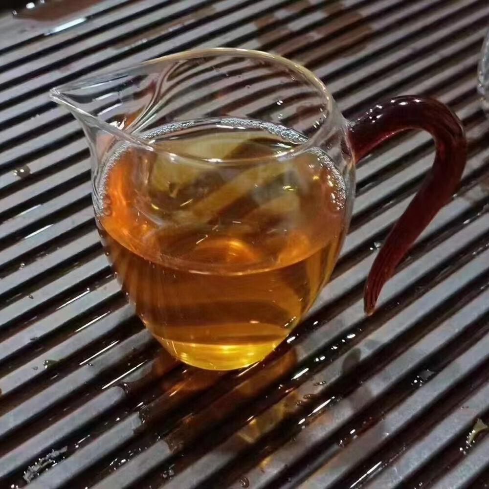 400g Yunnan Puerh Alter Roher Teekuchen 2002 Shunshixing Frühling Gealterter Roher Pu-erh Tee