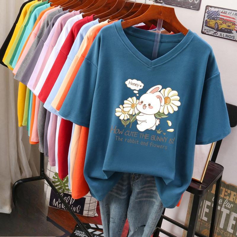 Dámské tričko s krátkým rukávem, volného střihu, zeštíhlující top s potiskem a výstřihem do V