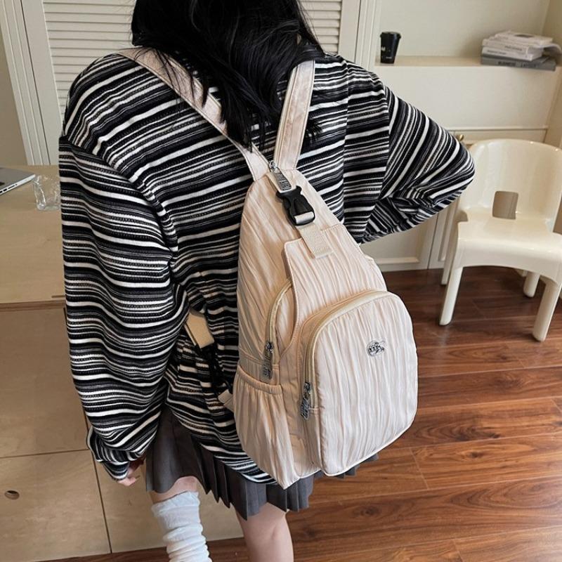 Sports Wind Messenger Bag Women's Large Capacity Leisure Niche Design Fashion Lightweight Travel Backpack