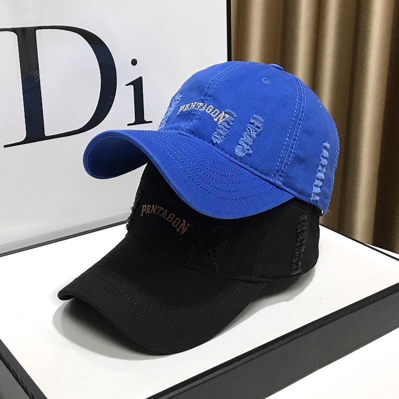Soft Top Baseball Cap Men's and Women's Face Small Hole Hat Autumn Retro Black  Curved Brim Dome Cap