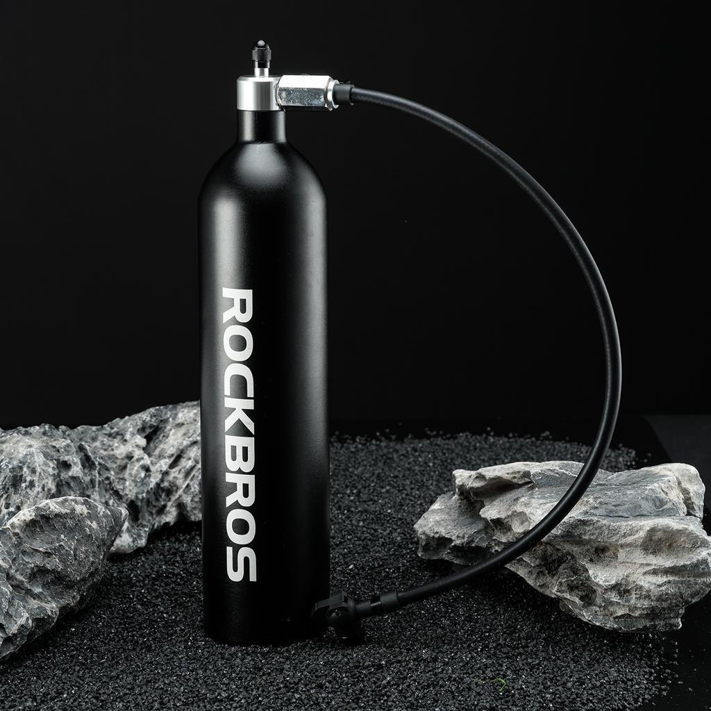 Pressure tank for inflating tubeless tires 200 PSI 1.2l