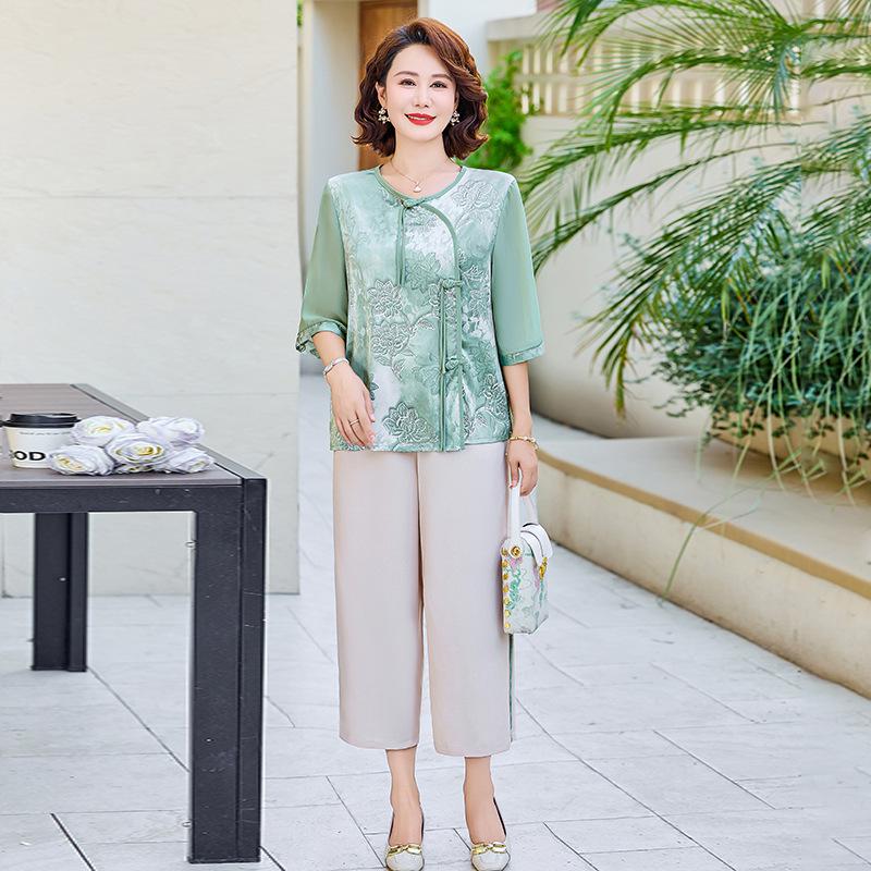 

Mom s Stylish 2026 Chinese-Style Short-Sleeve Two-Piece Set for 50+ Women 3XL (125-135 Jin) зелёный