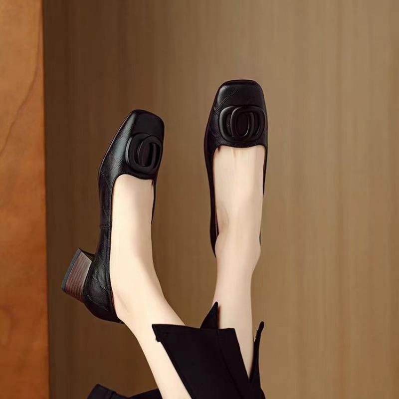 Grandma Shoes Retro Medium Heel Small Leather Shoes Women's New Autumn Soft Leather Square Head Shallow Mouth Single Shoes