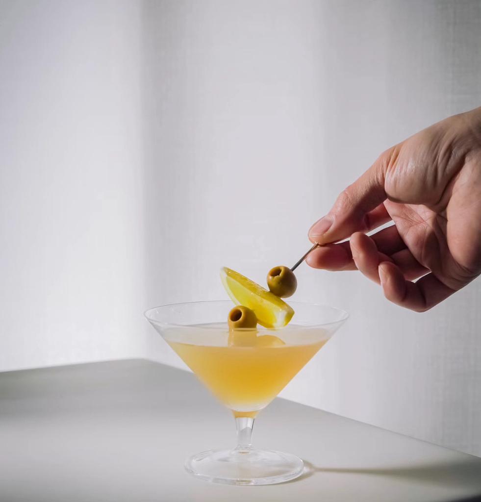 Japanese-Style Low-Foot Small Capacity Triangular Martini Glass Creative Cocktail Glass For Home Bar