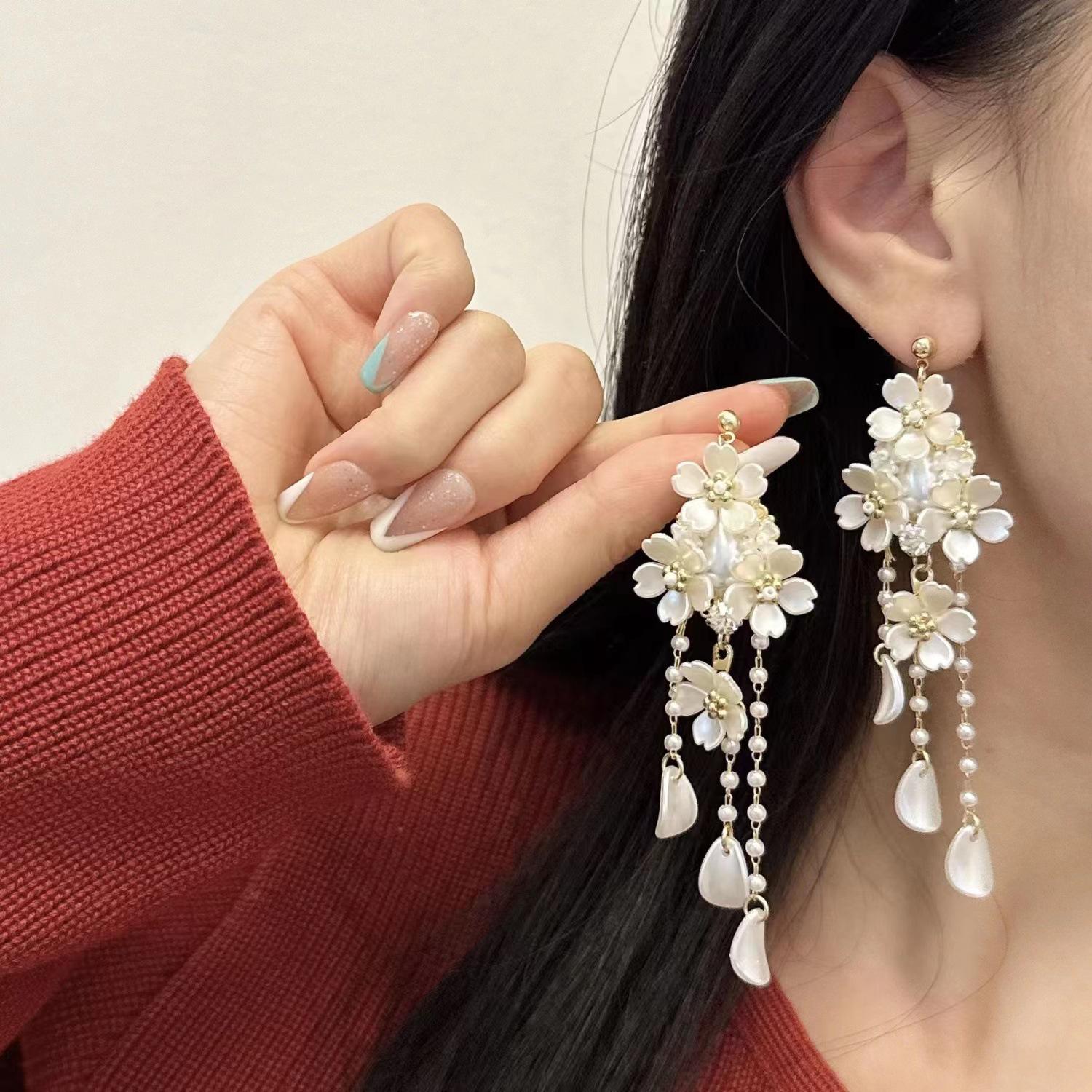 

2025 Exaggerated Fairy Flower Tassel Earrings - Unique French Dangle & Stud Design for Women
