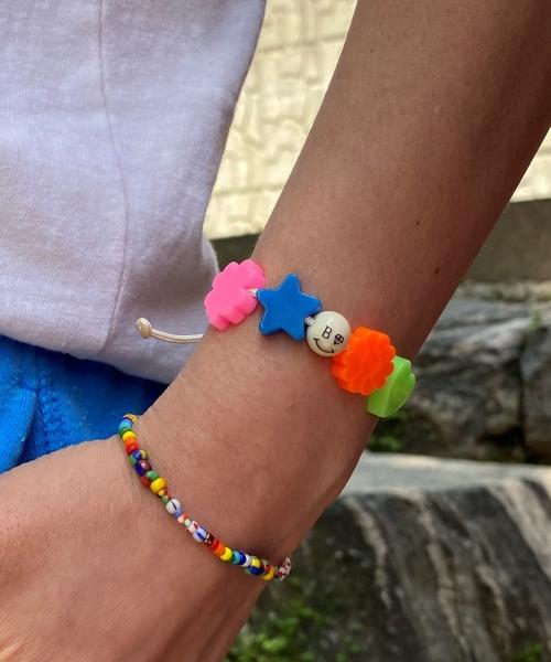 Bonbeau Color Acrylic Motif Smileball Knot Bracelet