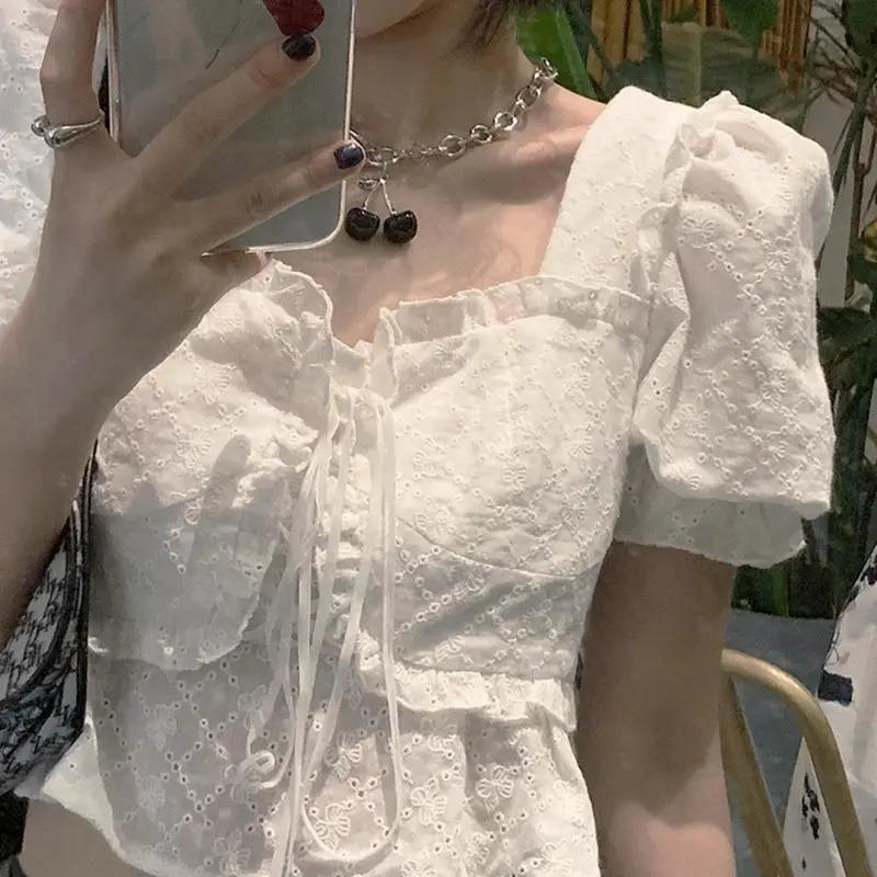 Damen Weißes Quadratischer Ausschnitt Puffärmel Schnürung Crop Top
