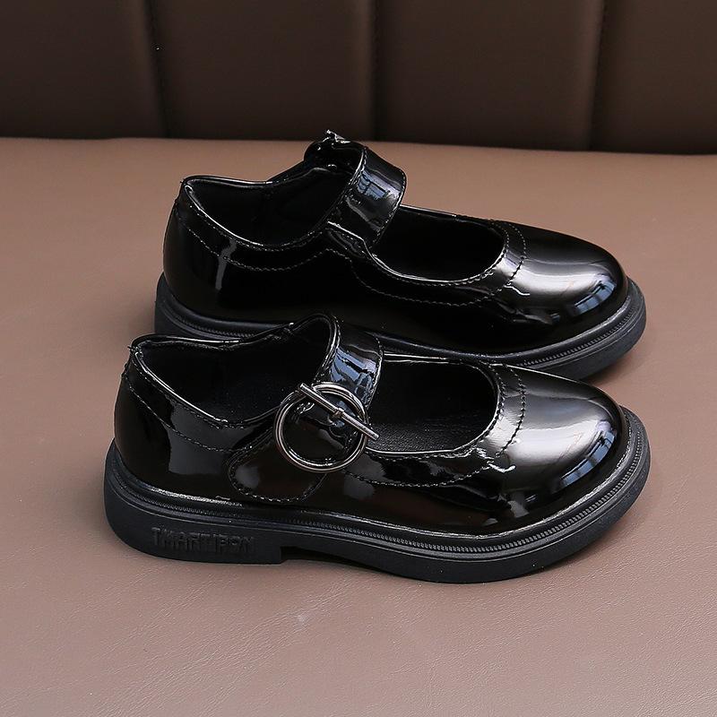 Kids Leather Shoes Black Glossy Girls Performance Shoes Princess Style 2025 New Fashion Children Flat Shoes Soft Sole Non-slip