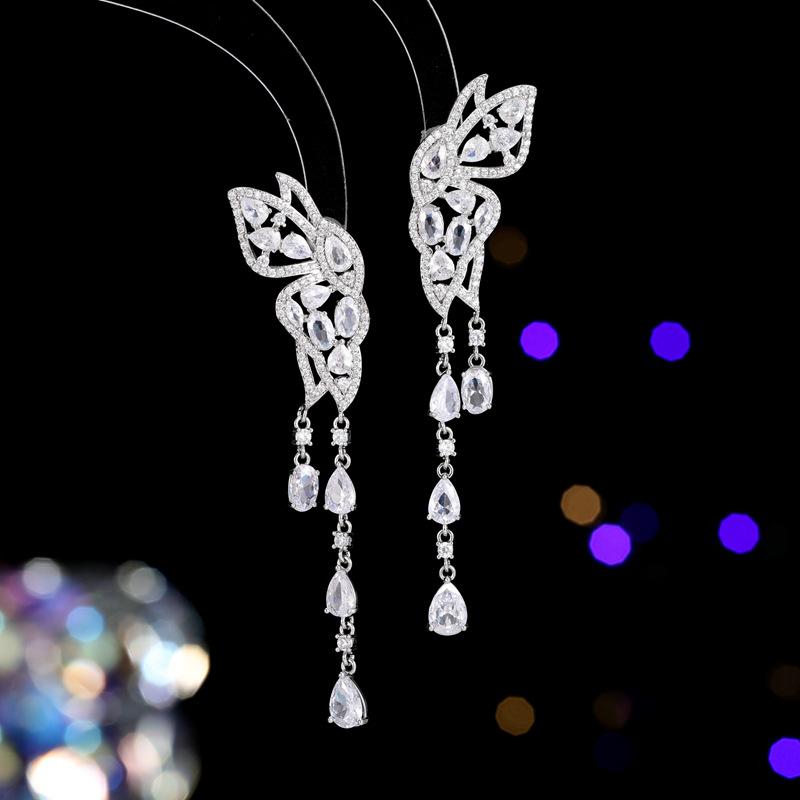 

Серьги-иглы из серебра 925 пробы с цветным цирконием, летящие вместе, длинные серьги с бахромой в виде бабочки с измененным лицом и каплями воды