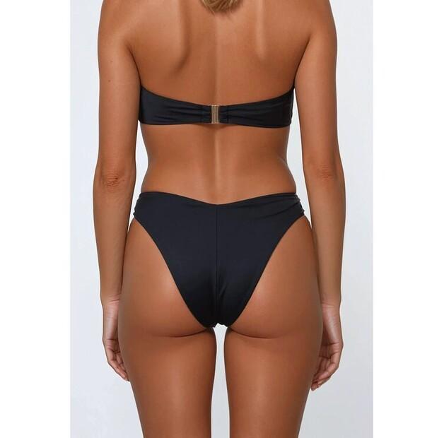Flavia Valentini Bikini 273