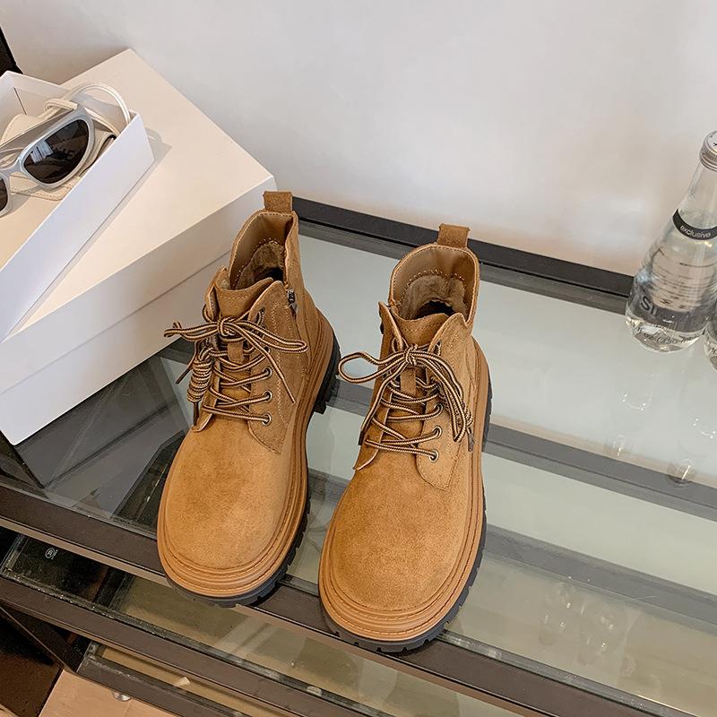 Vintage thick-soled lace-up Martin boots women's 2025 autumn new fashion tooling rhubarb boots Maillard short boots