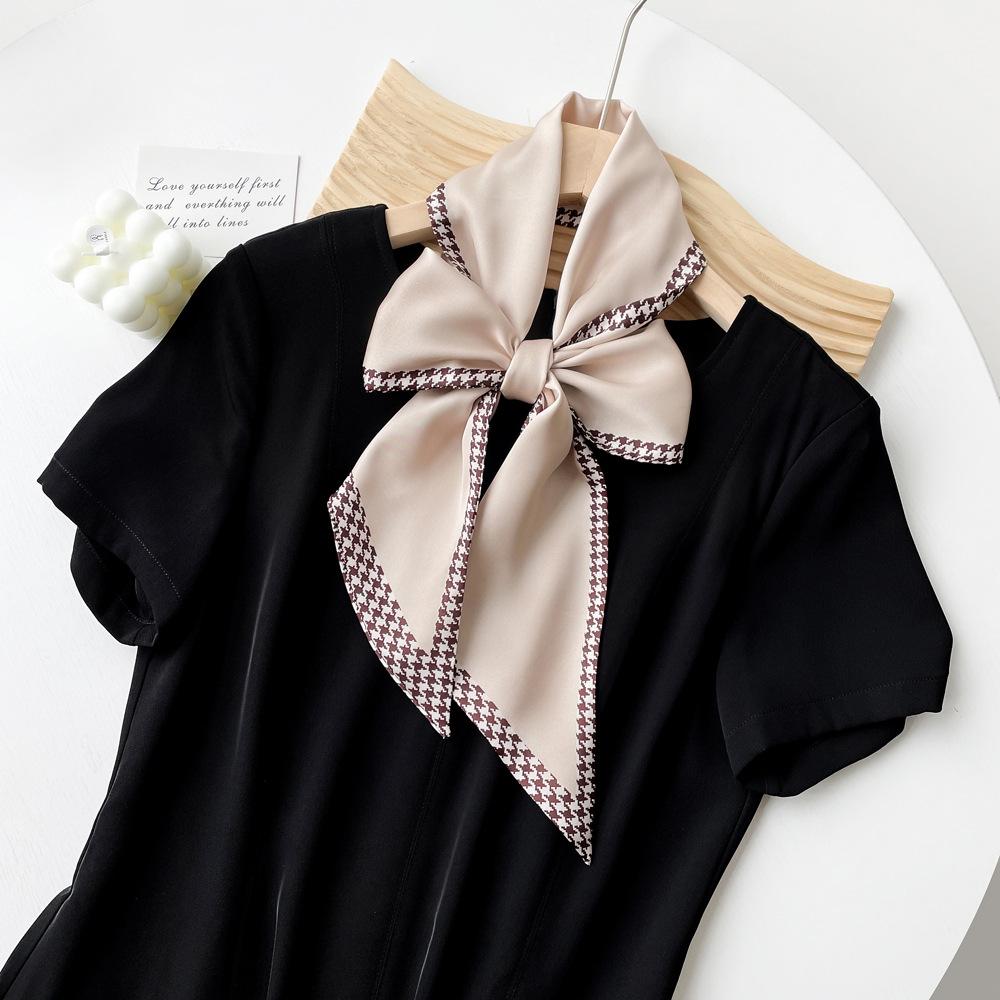 

Top Chic Customizable High-End Korean Style Summer Dress Waist Belt Long Satin Neck Scarf for Women Black And White Stripes 14CMX145CM