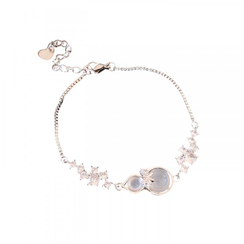 Elegant Zircon Butterfly Knot Gourd Charm Bracelet Women Silver-Tone Copper Alloy Fashionable Minimalist Jewelry Accessory