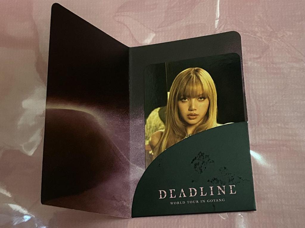 [USED] BLACKPINK DEADLINE Seoul Weverse Bonus Lisa Trading Card