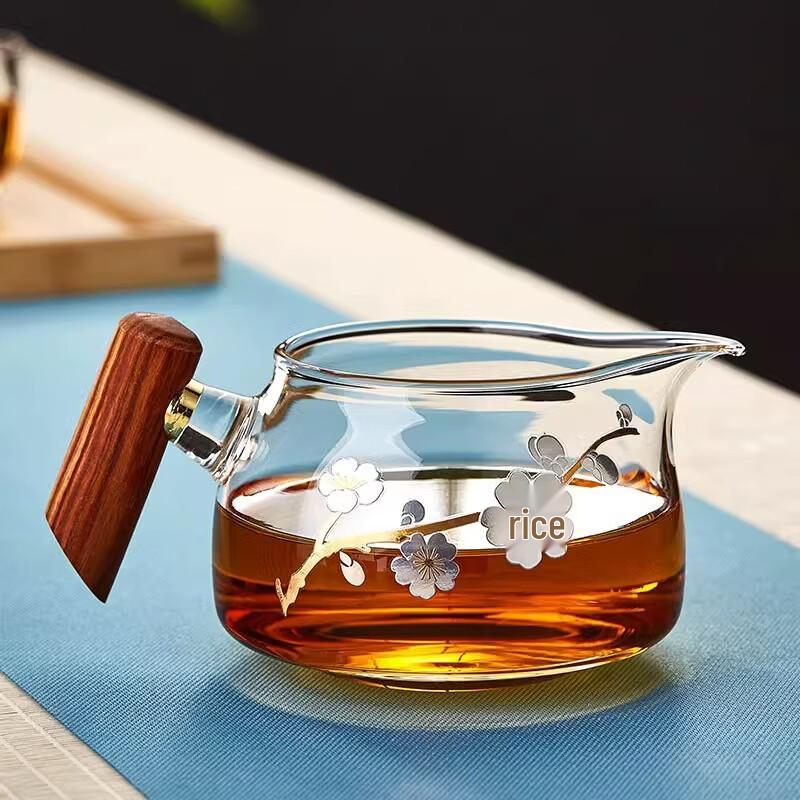 High Borosilicate Glass Fairness Cup with Wooden Handle