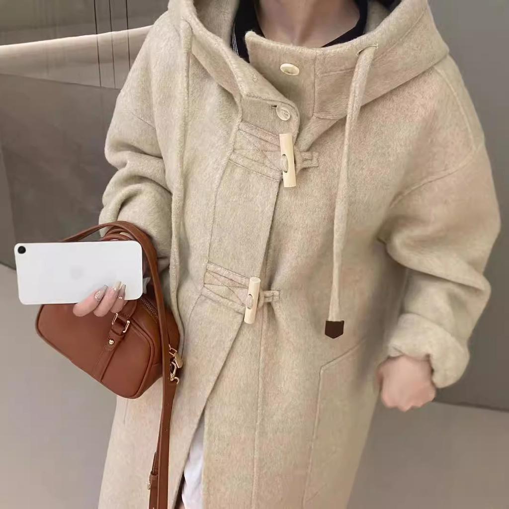 Autumn and Winter New Korean Version Loose Hooded Horn Buckle Coat Coat