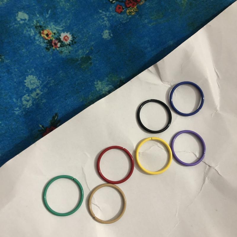 Set da 7 Pezzi Moda Colorato Smalto Goccia Anello Ultra-Fine Per Donne Ragazze Festa Gioielli Charme Personalizzati di Alta Qualità Regalo