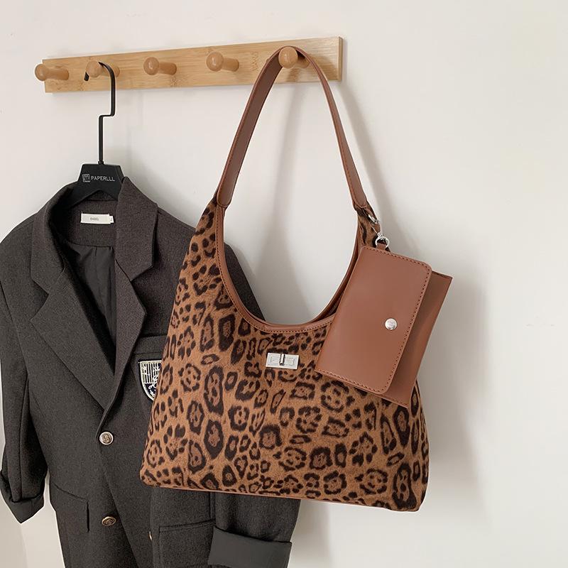 Leopard Print Velvet Shoulder Bag with Wide Strap - Large Capacity Fashion Tote