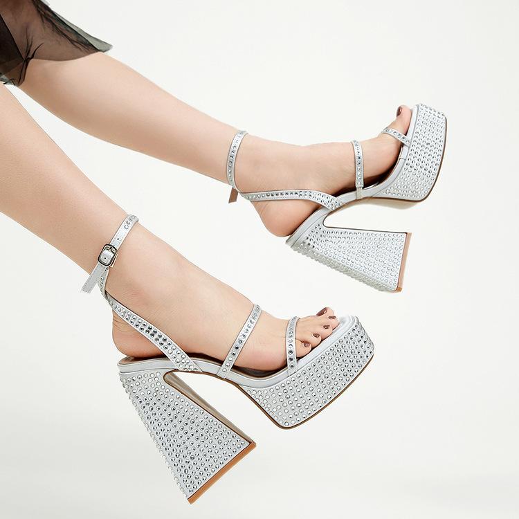 

Summer new black water platform thick heel one-button sandals 14cm high heels large size shoes women s shoes 42 серебряный