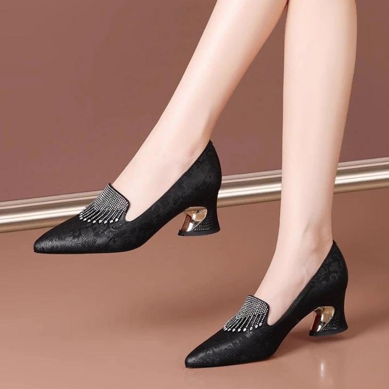 Fashion Ladies Pumps Chunky Heels Women's Shoes Block Heel Rhinestone with Crystals Diamond Pointed Toe Medium Non Slip On 2025 Trend 39