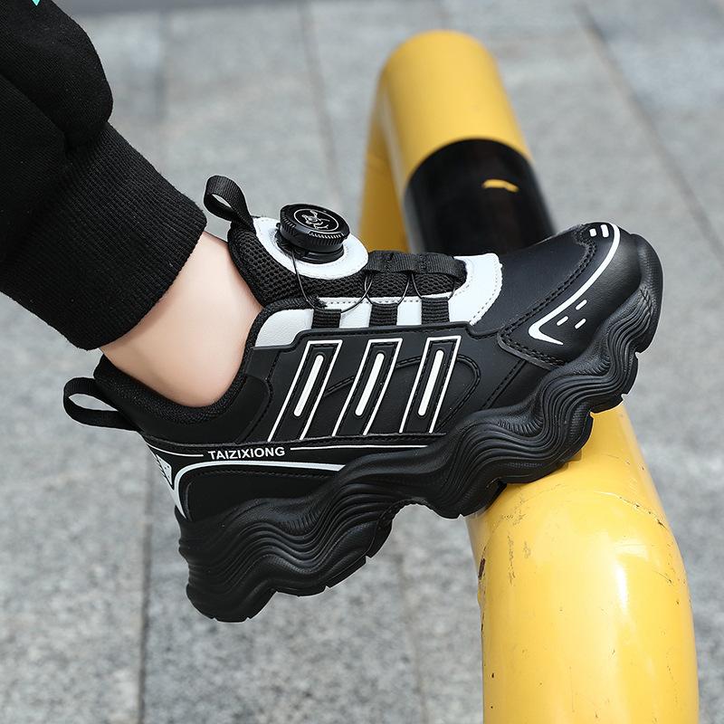 Children's sports shoes 2025 spring and autumn new leather waterproof rotating button casual and comfortable trendy boys and girls dad shoes