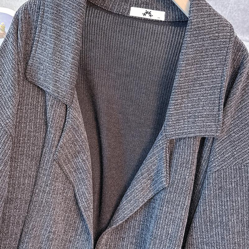 A New Large-sized Women's Autumn and Winter Long Knitted Trench Coat with A Sense of Design and Elegance