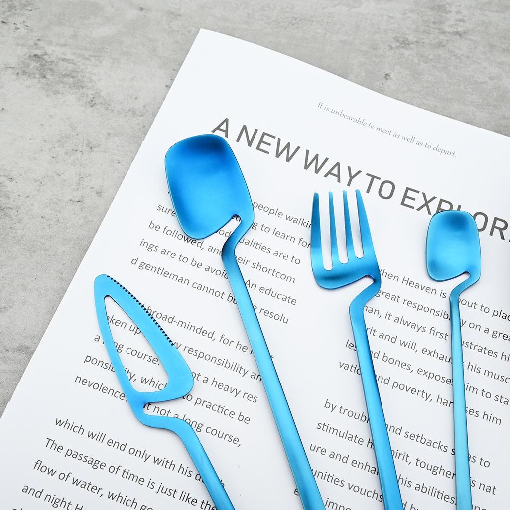 Western 16Pcs Knife Fork Spoon Dinnerware Set Matte 304 Stainless Steel Dinner Cutlery Set Party Kitchen Flatware Tableware