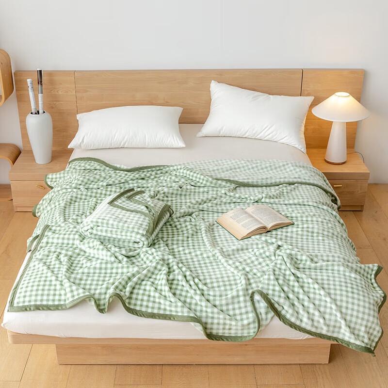 

Muji Premium All-Season Silk Blend Comforter