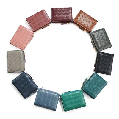 Cross Border Fashion Kurze Damenbrieftasche + Handgewebter kurzer Clip aus Schaffell + Echte Pickup-Tasche mit mehreren Steckplätzen für Damen