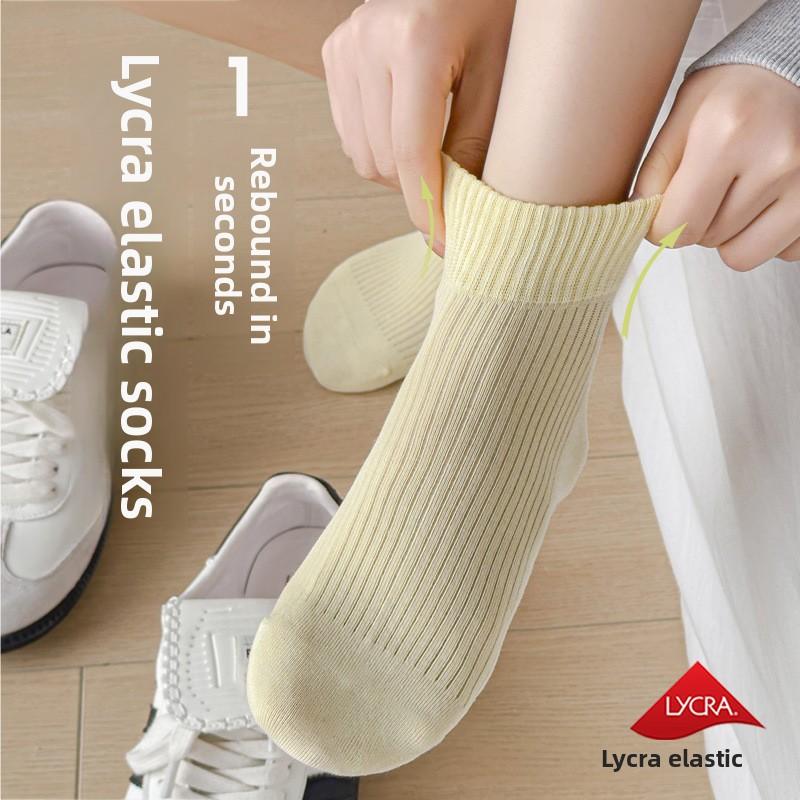 5 Pairs of Women's Spring and Summer Thin Breathable White Boneless Antibacterial and Deodorant Short Tube Cotton Socks