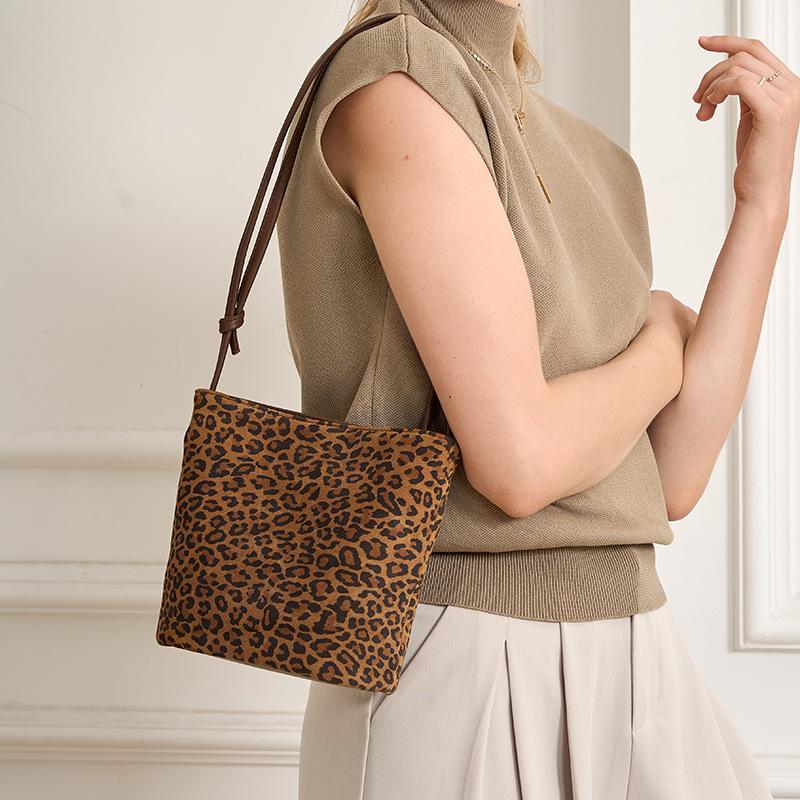 Today's popular bags women's new niche leopard print bucket bags versatile shoulder messenger bags