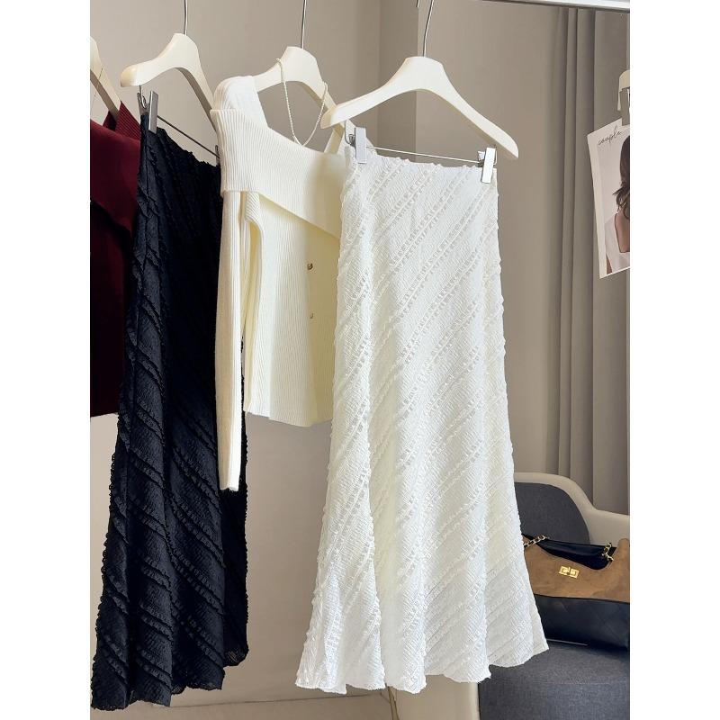 

French lace splicing skirt autumn and winter new temperament medium and long high waist thin fishtail skirt women L абрикосовий