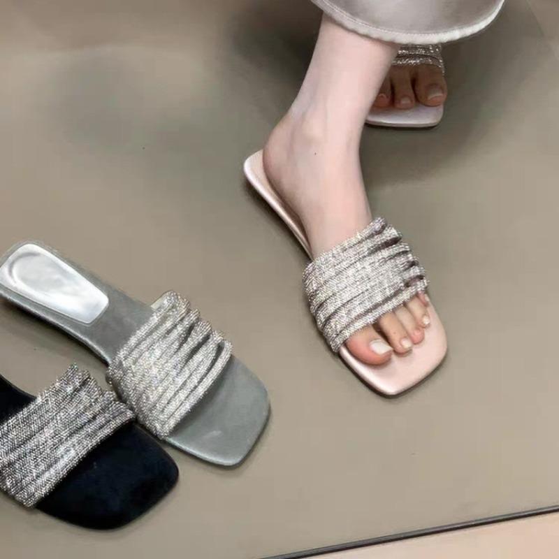 Fashion The New Fashionable One-shoulder Slippers for Women To Wear In Summer In 2025 Are Low-heeled and Open-toe Flip-flops