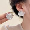 White Acrylic Flocking Three-dimensional Flowers Stud Earrings for Women Sweet Floral Girl Earring Versatile Fashion Ear Jewelry