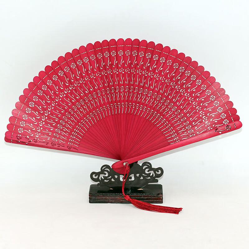 Традиционный китайский складной веер