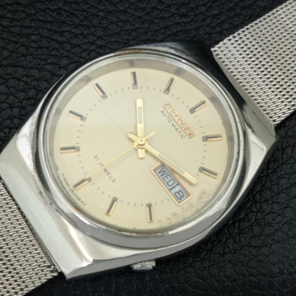 VINTAGE CITIZEN AUTOMATIC 8200 JAPAN MENS ORIGINAL DIAL WATCH a709345-1