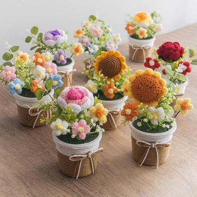 Fleurs au Crochet Faites à la Main Ornement en Pot Décoration de Console Centrale de Voiture Fleurs en Tricot Dessin Animé en Pot Accessoires de Décoration Diy
