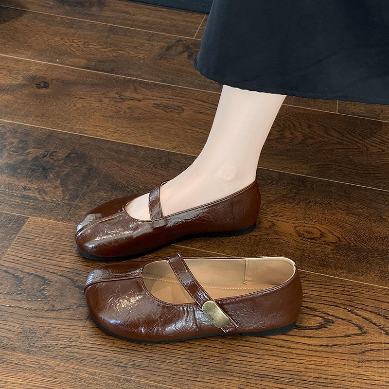 French New Round Head Ballet Single Shoes Women's 2025 Soft Sole Spring and Autumn Flat Bottom Mary Jane Shoes Versatile Evening Doudou Shoes