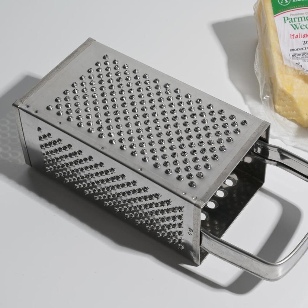 Stainless Steel 4-Sided Cheese Grater