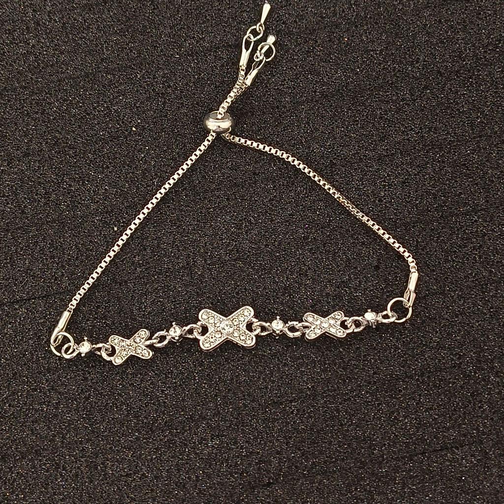 Sparkling Small Flower Zircon Pull Bracelet Women'S Cherry Blossom Diamond Niche Versatile High-End Accessories Hand Jewelry