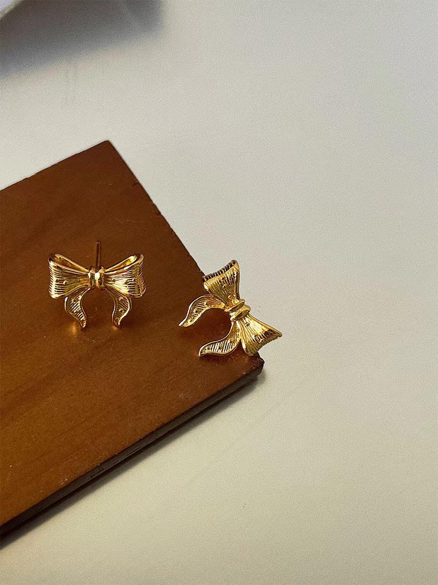 New Bowknot Women s Minimalist Stud Earrings – Fashionable and Versatile European  American Style