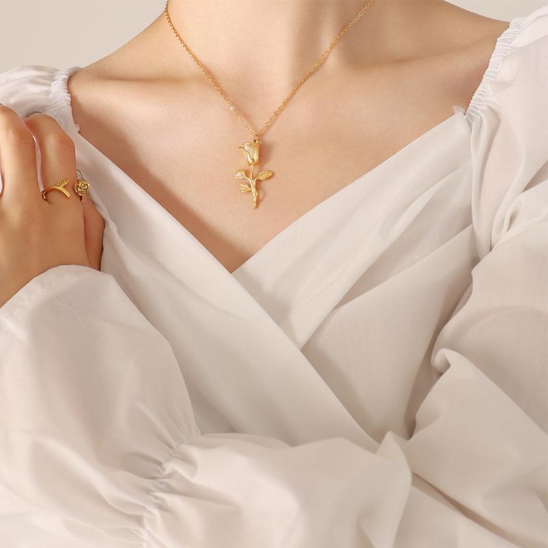 Korean Style Fashion Rose Collarbone Necklace & Bracelet Set