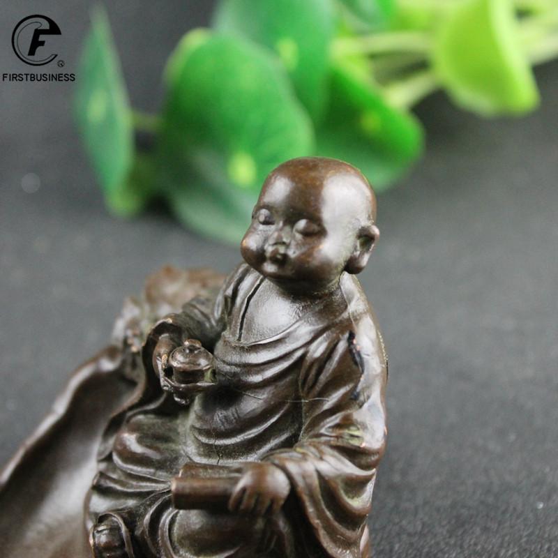 Vintage Brass Buddha Zen Statue Little Monk Sitting Candle Holder Desk Decoration Ornament Sculpture Home Office Desk Decor Gift