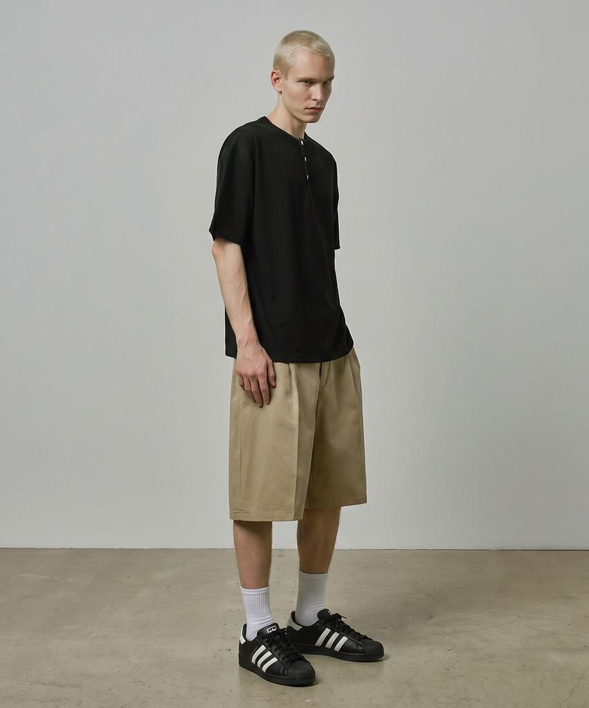BLUFF Rugged Overfit Henley Neck Short Sleeve T-Shirt [2 Colors]