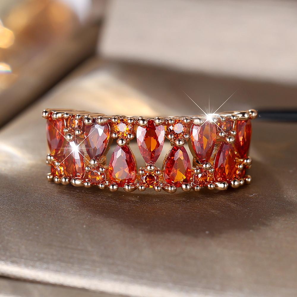Wide Pear Cut Red Zircon Rings for Women Vintage Gold Color Engagement Ring Wedding Jewelry Anniversary Birthday Gifts