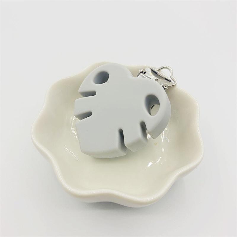 

Customizable Silicone Leaf Pacifier Clip - Creative Anti-Drop Chain