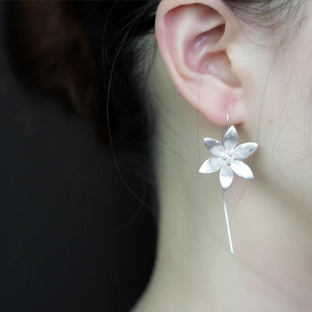 925 Silver Long Flower Earrings Elegant Lady Prevent Allergy Fashion Jewelry New Design