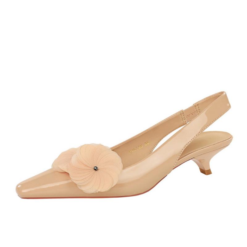 Fashion French Fashion Square Toe Flower Hollow Out Women Shoes Patent Leather Shiny Comfortable Strap Heels