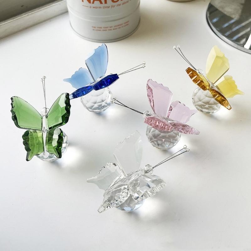 62KD Crystal Butterfly Figurine with Ball Base Flying Butterfly Crystal Ornament Statue Glass Animal Collectible Figurines
