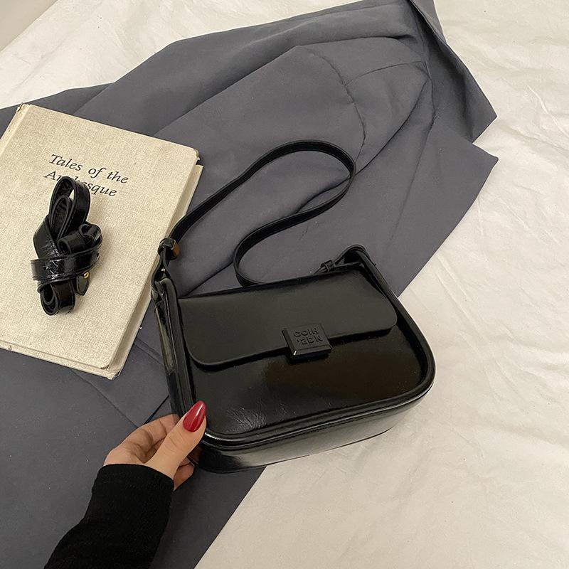 

2025 new niche simple high-end casual small square bag fashionable versatile single shoulder messenger women s bag